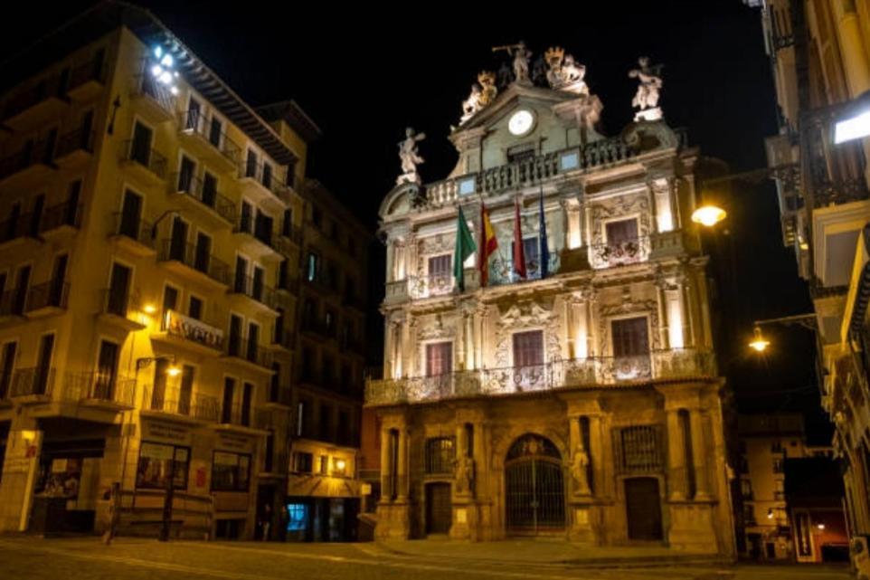 Jarautaresort Pamplona Bagian luar foto